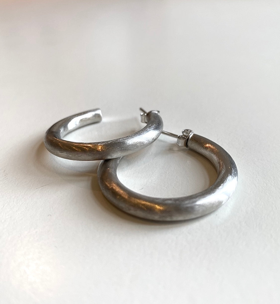 08 HOOP 430 (rhodium)