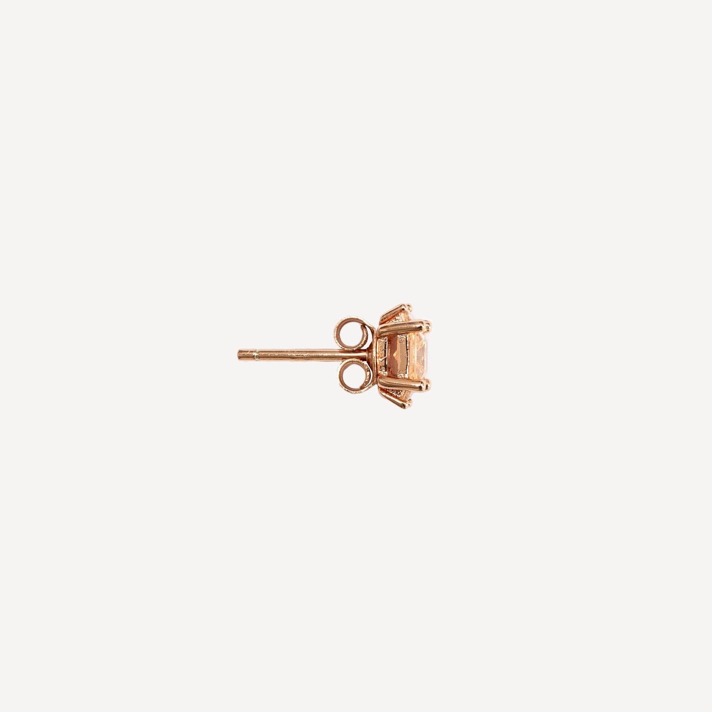 05 Iza Studs (champagne)