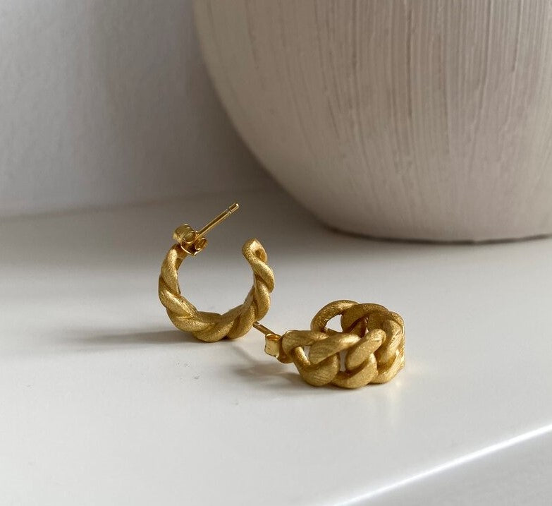 13 Simple Chain Hoop – ATTSTONE - Main Image