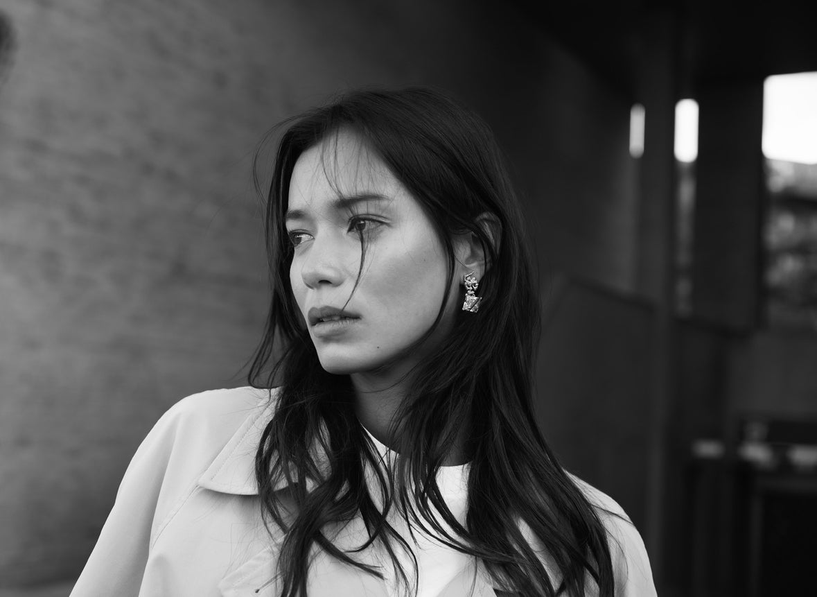 03 Miru Earrings (rhodium)